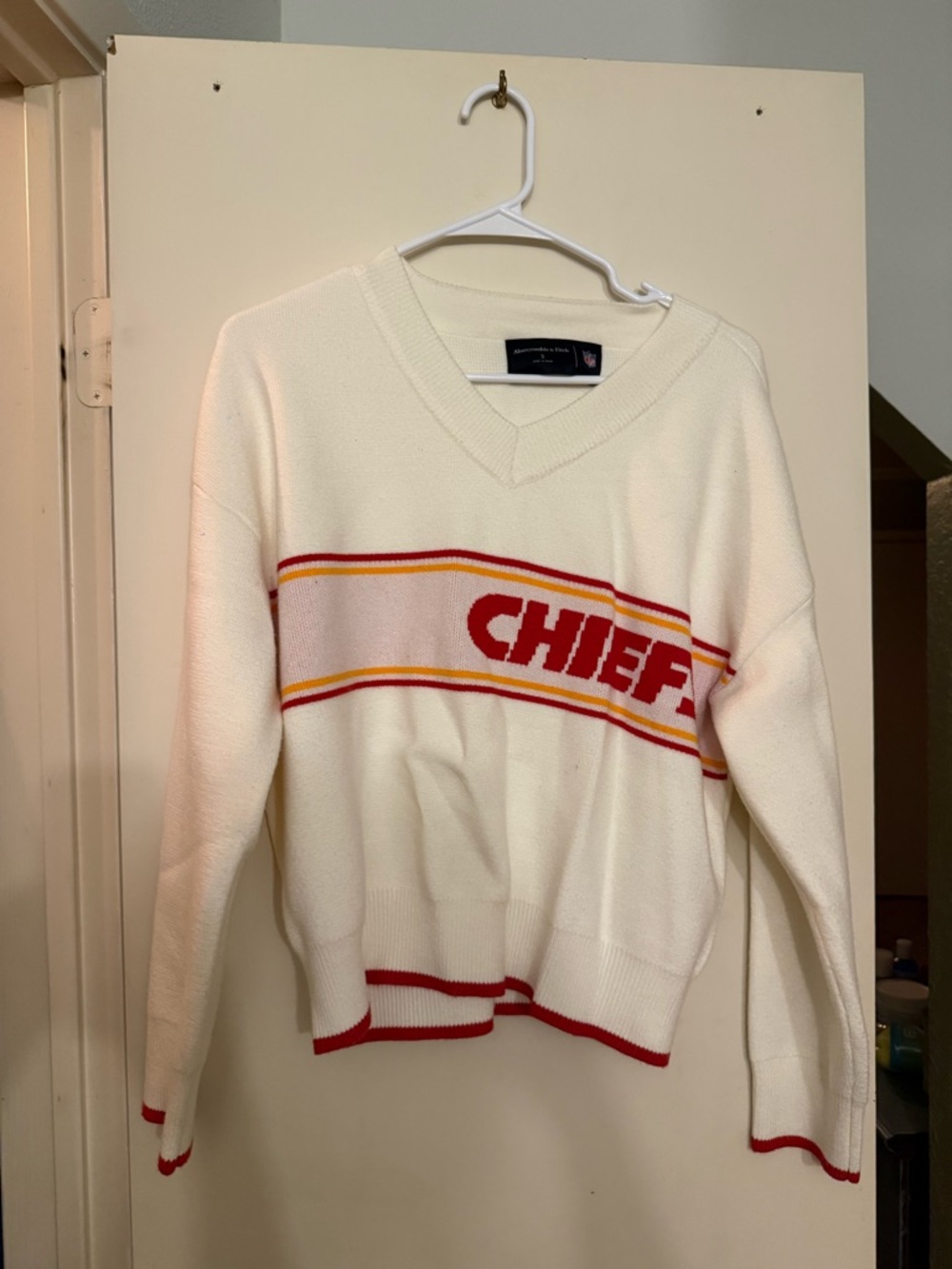 Abercrombie Chiefs sweater size small